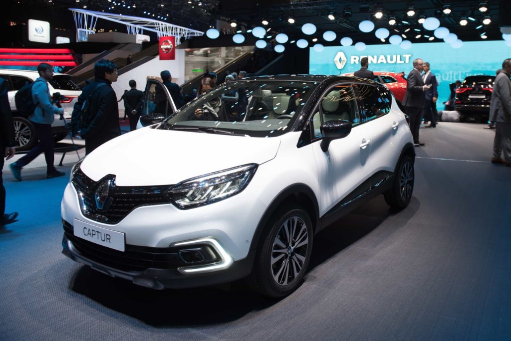 Renault Captur, a Ginevra il crossover francese col nuovo look [VIDEO LIVE]