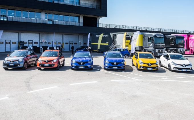 Renault, emozioni sportive in tre livelli