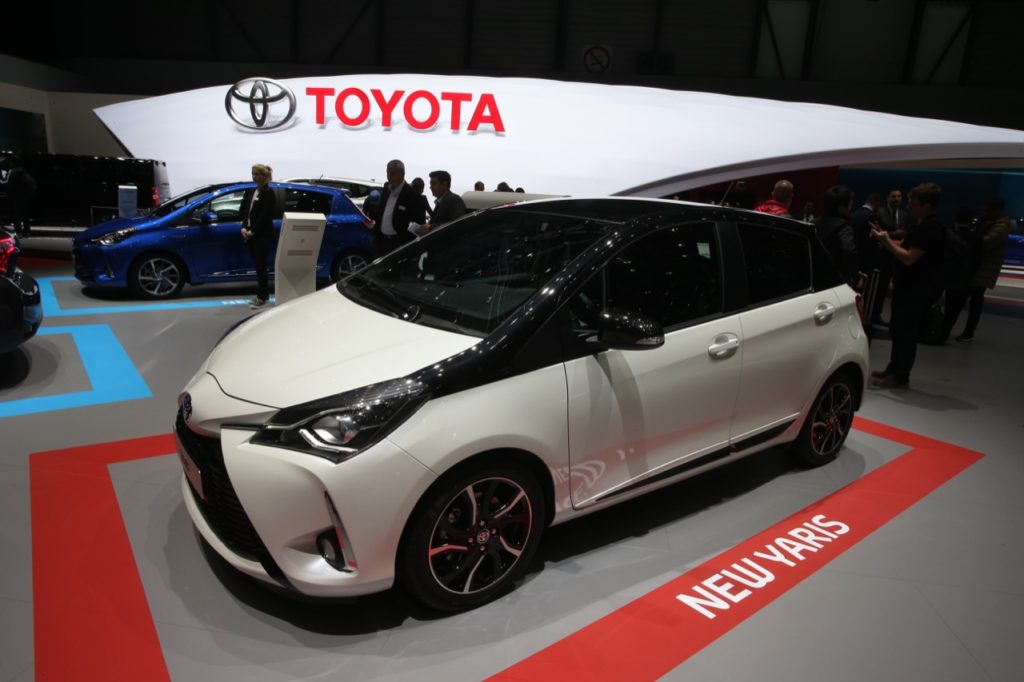 Toyota Yaris: il restyling si svela al Salone di Ginevra 2017 [FOTO LIVE]