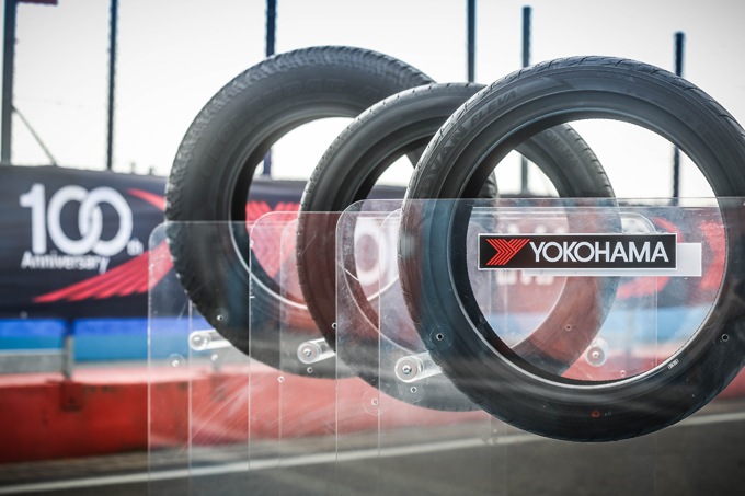 Yokohama festeggia i 100 anni dalla fondazione con tre nuovi pneumatici