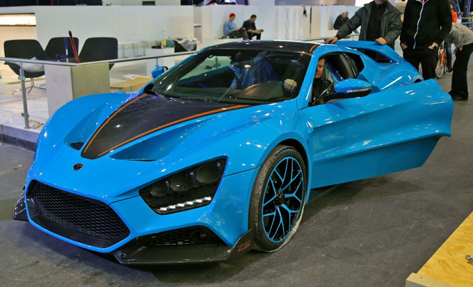 Salone di Ginevra, Zenvo TS1 GT: la one-off danese all’interno della struttura [VIDEO]