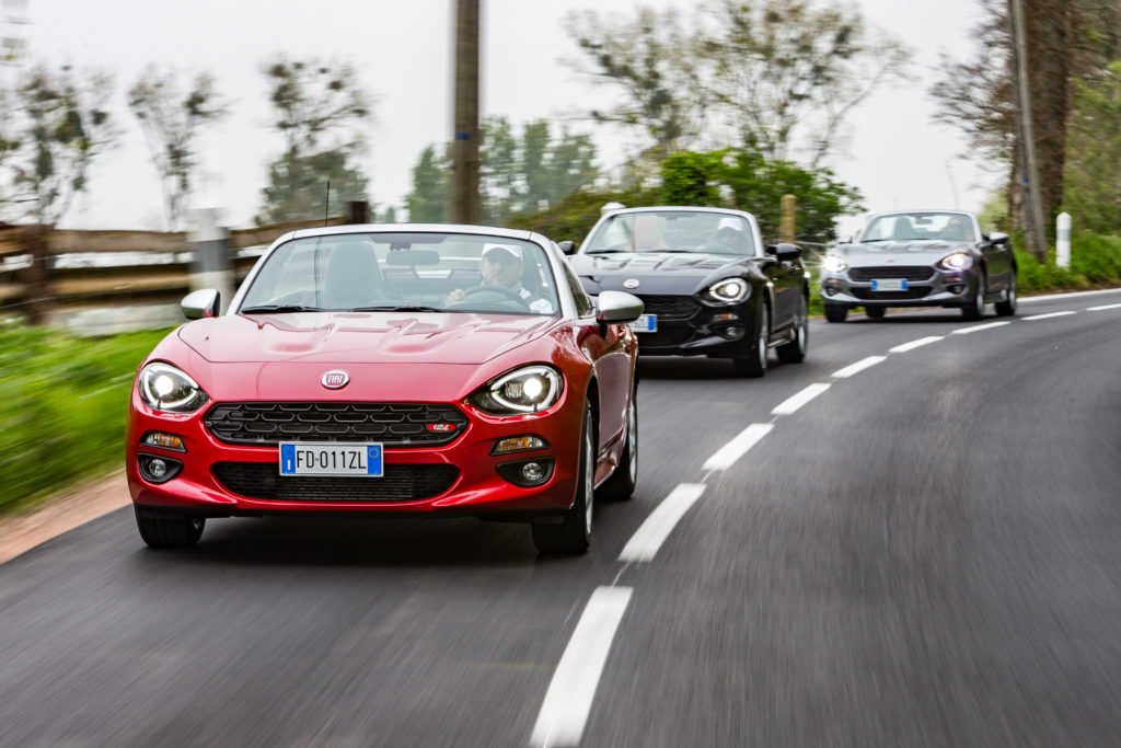 Fiat 124 Spider, viaggiare a capote aperta seducendo la Francia [FOTO e VIDEO]