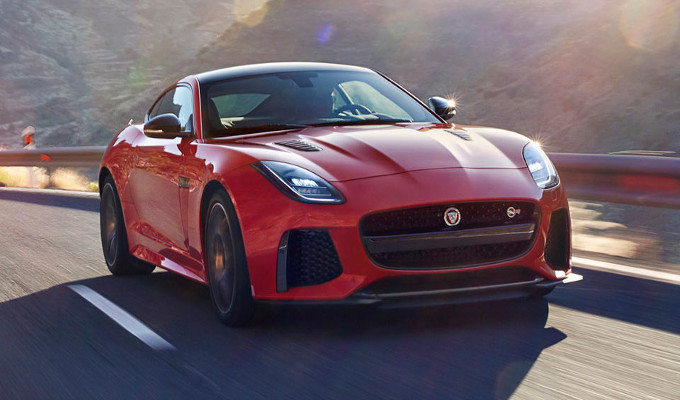 Jaguar potrebbe passare all’ibrido con i futuri modelli sportivi