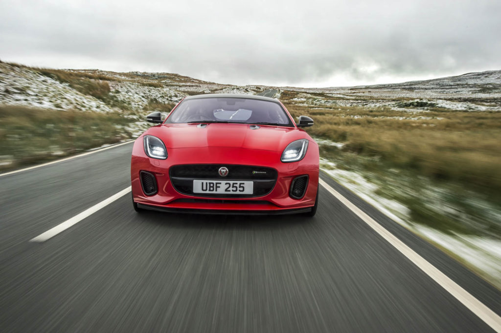 Jaguar F-TYPE: ecco il sound del nuovo motore 2.0 quattro cilindri [VIDEO]