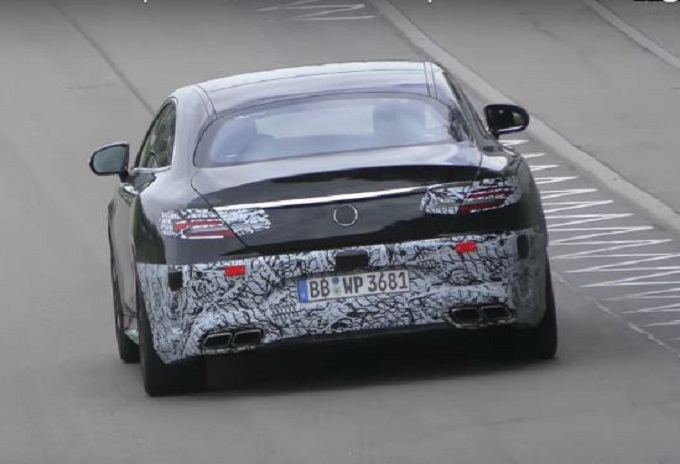 Nuova Mercedes Classe S: filmata in strada la versione coupé [VIDEO SPIA]
