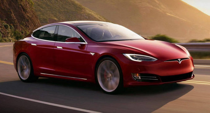 Tesla Model S: la versione 60 kWh esce dal listino
