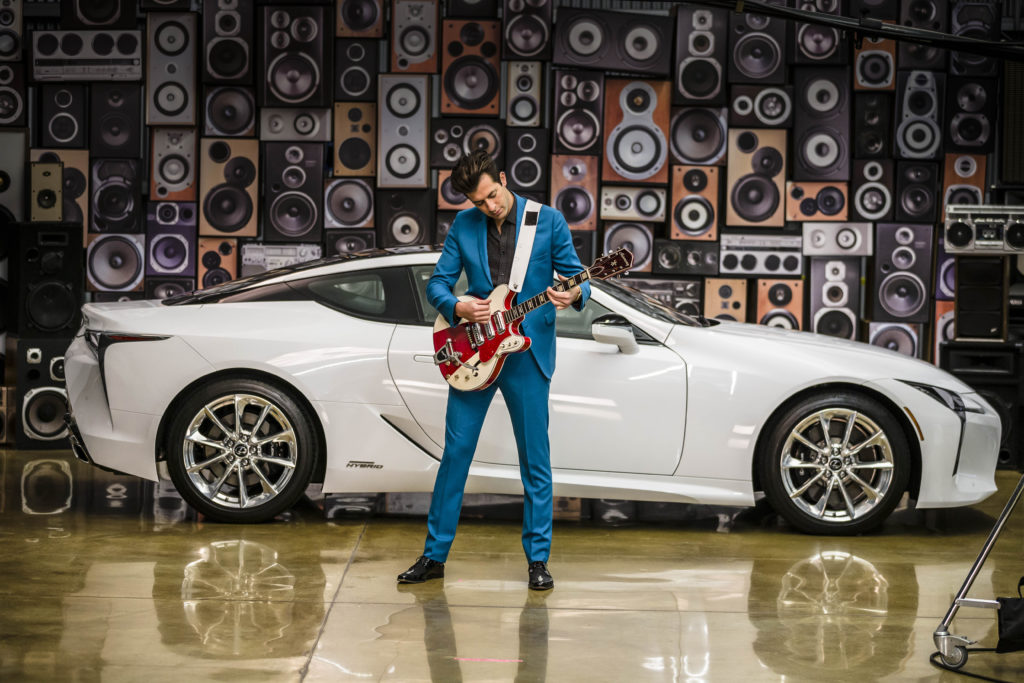 Lexus LC: al via la collaborazione creativa con il produttore discografico Mark Ronson