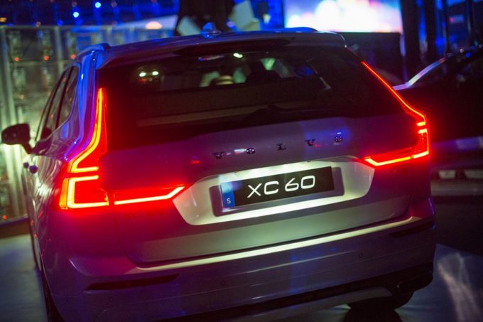Nuova Volvo XC60: la seconda generazione arriva in Italia [VIDEO]