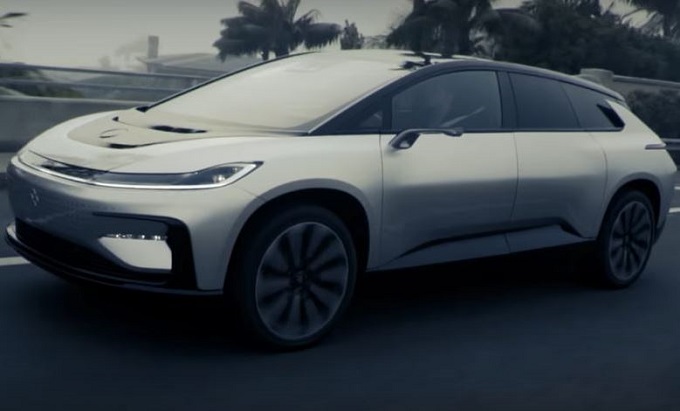 Faraday Future FF 91: la nuova elettrica a guida autonoma si mostra in azione [VIDEO]