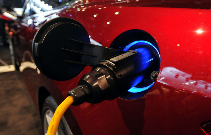 India: dal 2030 si venderanno solamente auto elettriche