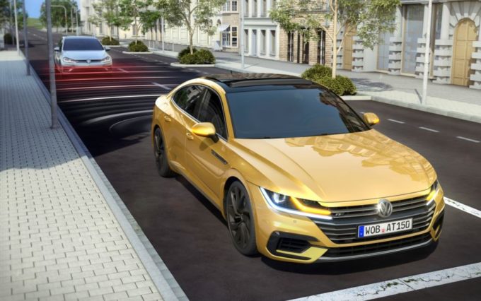 Volkswagen Arteon, alla scoperta del sistema proattivo di protezione Pre-Crash