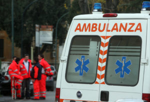 Tragedia ad Arezzo: bimba di 18 mesi muore, era stata dimenticata in auto