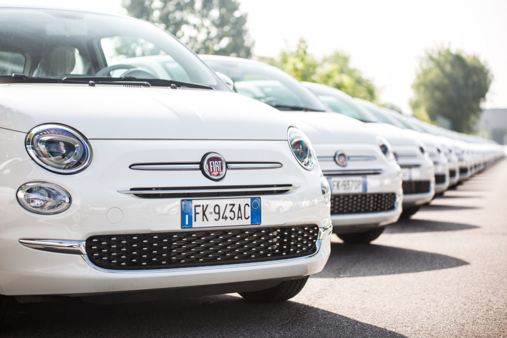 Fiat 500: 1.520 consegne in 48 ore per premiare i fortunati vincitori del concorso “Esselunga” [VIDEO]