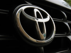 Toyota ha venduto tutte le azioni di Tesla