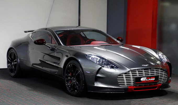 Aston Martin One-77 Q-Series: un esemplare in vendita a Dubai