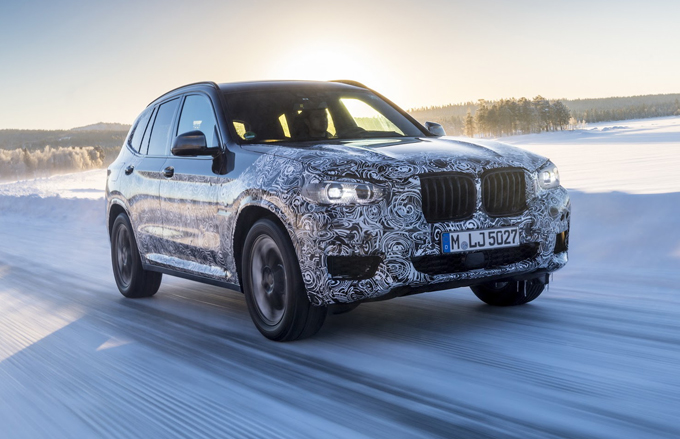 BMW X3 MY 2018: il 26 giugno la presentazione della terza generazione