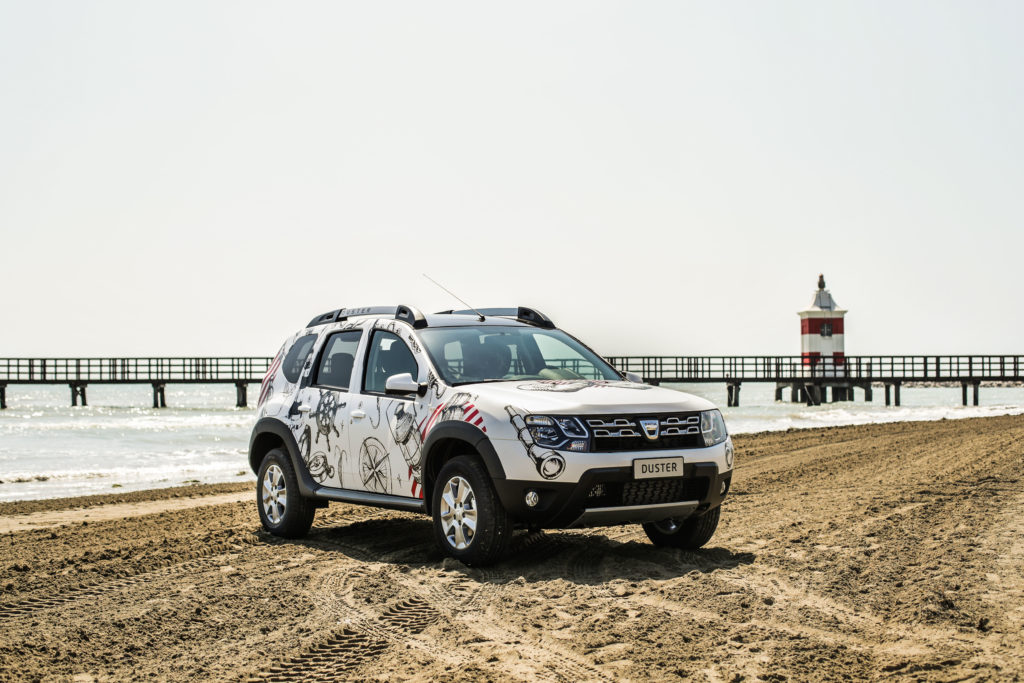 Dacia DUSTER STRONGMAN: l’edizione limitata fa bella mostra di sè al Parco Valentino 2017