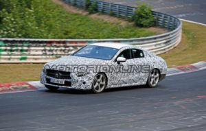 Mercedes CLS MY 2018: si prosegue con i test in pista [FOTO SPIA]