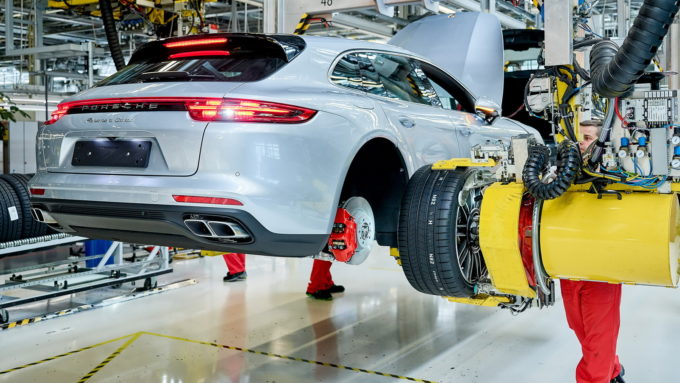 Porsche Panamera Sport Turismo: iniziata la produzione