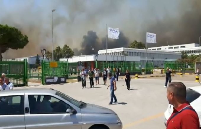 Incendi, lo stabilimento FCA di Termoli è stato parzialmente evacuato [VIDEO]