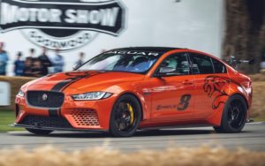 Jaguar XE SV Project 8, a Goodwood per la prima volta in azione [VIDEO]