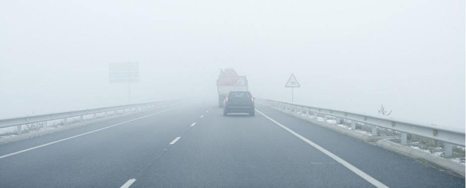 Nebbia: come guidare ed evitare incidenti con scarsa visibilità