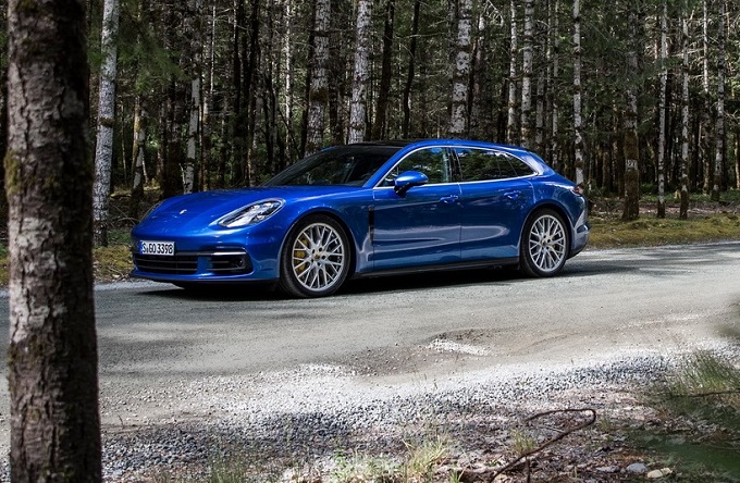 Porsche Panamera Sport Turismo e Turbo S E-Hybrid alla scoperta del Canada [FOTO]