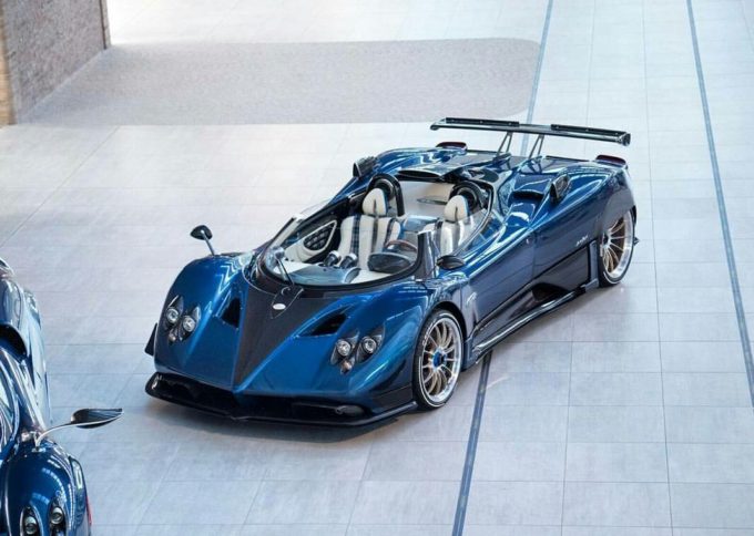 Pagani Zonda HP Barchetta: esclusiva sorpresa a Pebble Beach