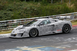 McLaren 675LT: un misterioso prototipo gira al Nürburgring [FOTO SPIA]