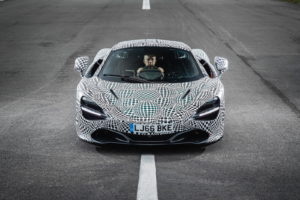 McLaren BP23: prime immagini del prototipo della nuova hypercar estrema