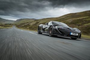 McLaren P1, l’hypercar che celebra mezzo secolo di pole position [FOTO]