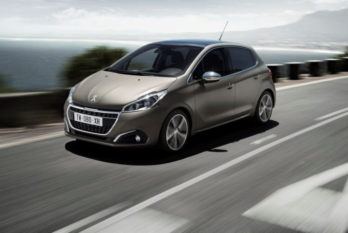 La prossima Peugeot 208 sarà anche in versione 100% elettrica