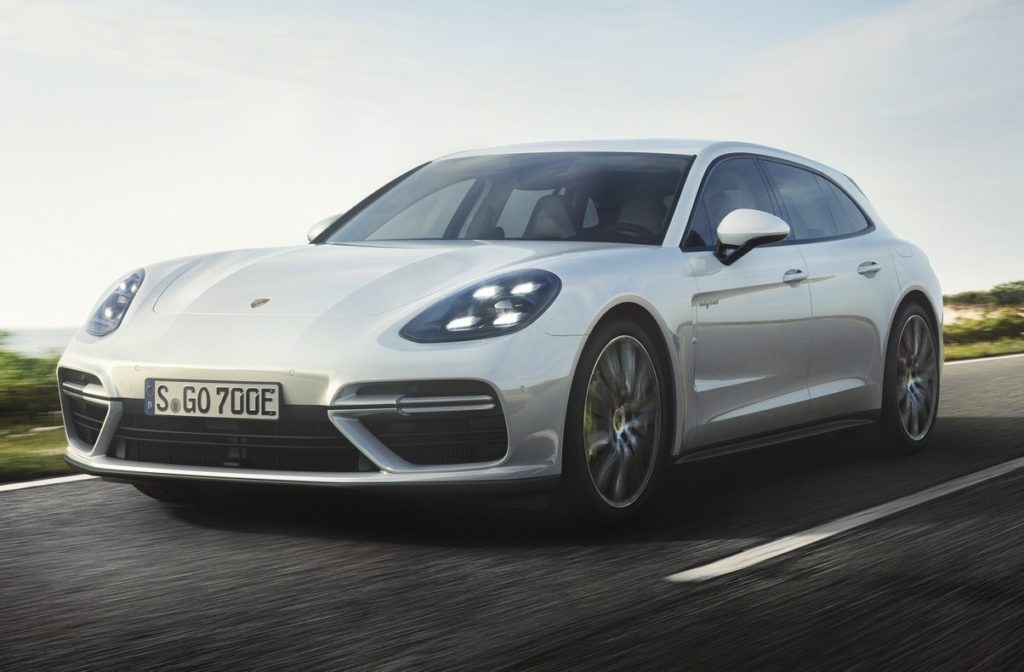 Porsche Panamera Turbo S E-Hybrid Sport Turismo: wagon ibrida da 680 CV [FOTO]