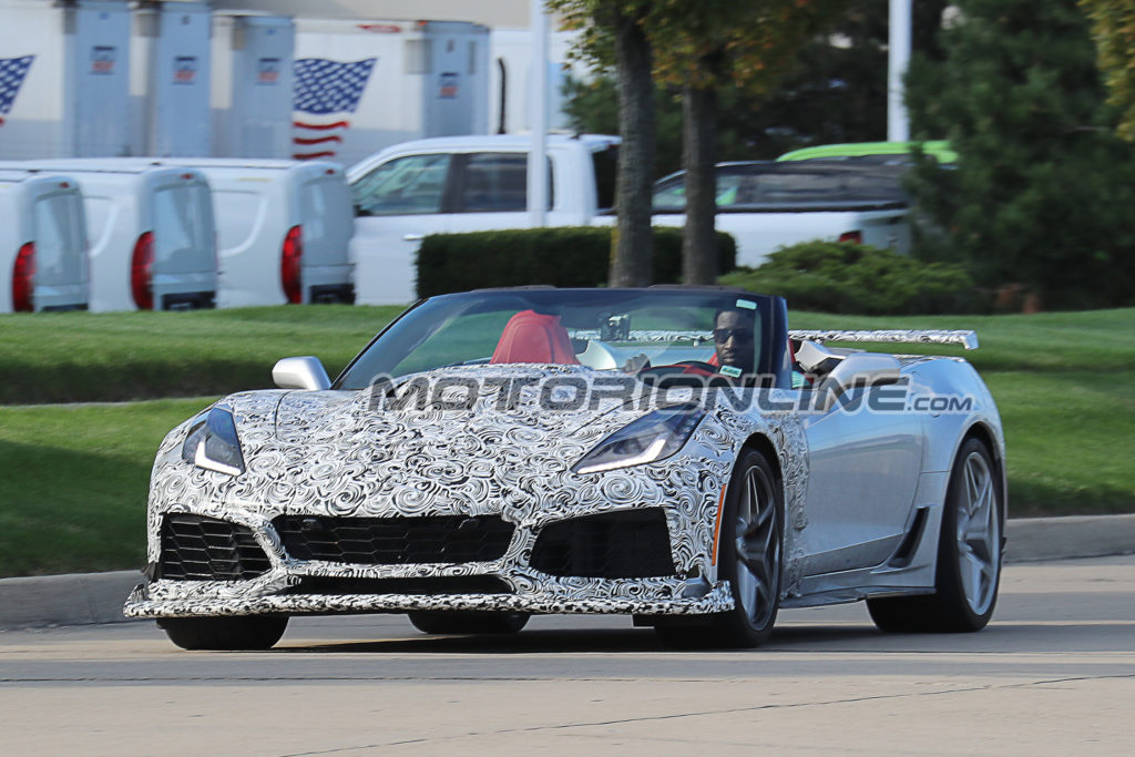 Chevrolet Corvette ZR1 Convertible: ecco le inedite immagini della supercar americana [FOTO SPIA]