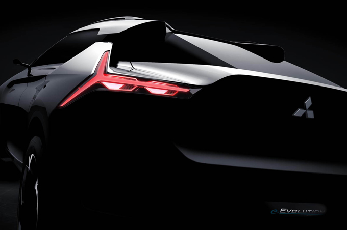 Mitsubishi e-Evolution: prima immagine del prototipo di una SUV coupè elettrica [TEASER]