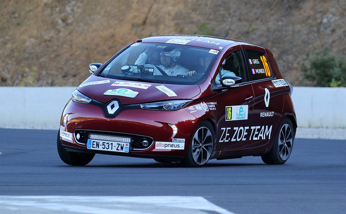 Renault Zoe all’e-Rally di Monte Carlo: dodici esemplari nell’evento del Principato