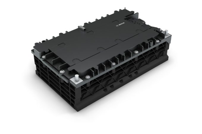 Bosch lancia la nuova batteria a 48 Volt che fa risparmiare carburante alle auto ibride