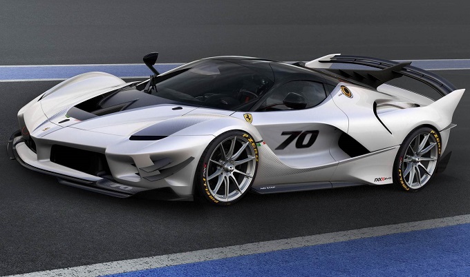 Ferrari FXX-K Evo: viaggio intorno alla nuova hypercar del Cavallino [VIDEO]