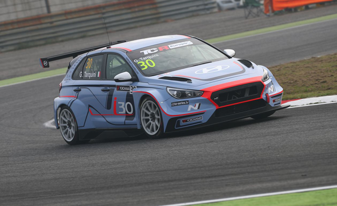 TCR Europe Trophy, Hyundai: pole position e successo in gara-2 ad Adria