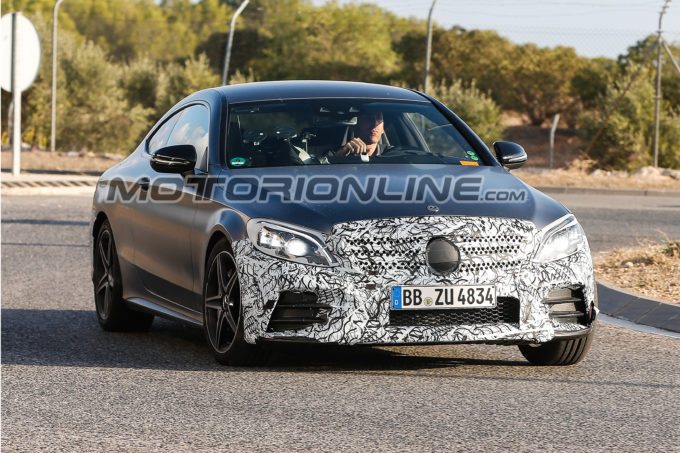 Mercedes-AMG C43 e C63 restyling foto spia 26 ottobre 2017