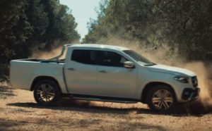 Mercedes Classe X: il pick-up che tutti vogliono seguire ovunque [VIDEO]