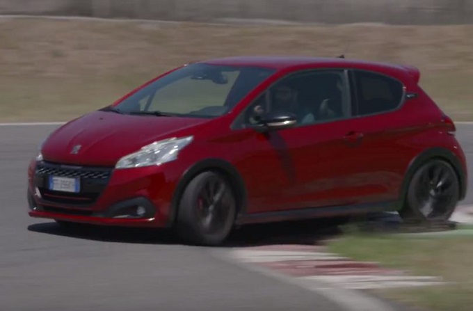 Peugeot 208 GTI by Peugeot Sport: il motore THP 1.6 da 208 CV [VIDEO]