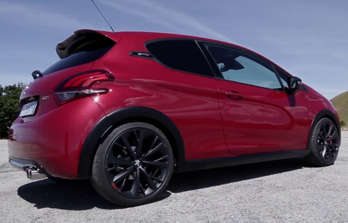 Peugeot 208 GTi, un concentrato di sportività totalizzante [FOTO e VIDEO]