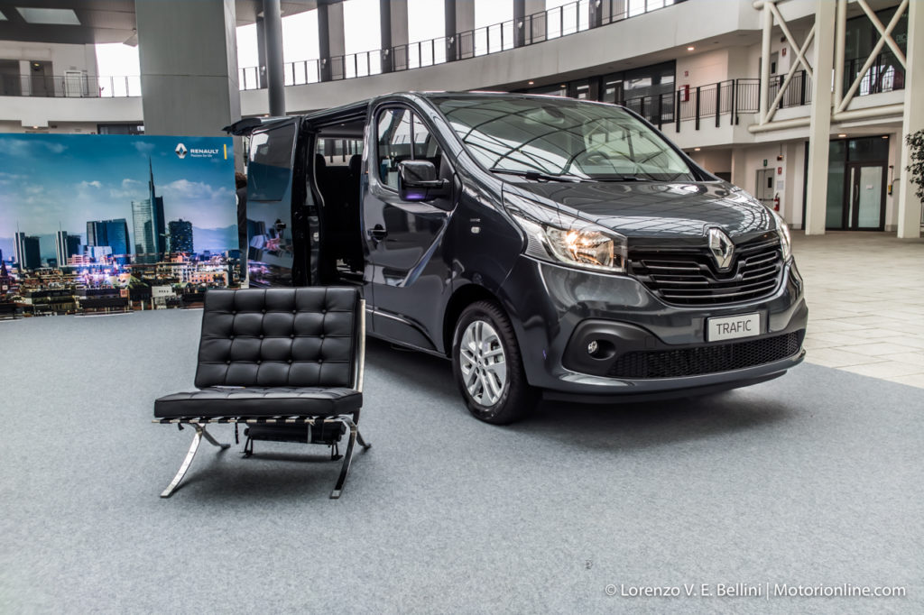 Renault Trafic SpaceClass, un ufficio in movimento [FOTO e VIDEO]