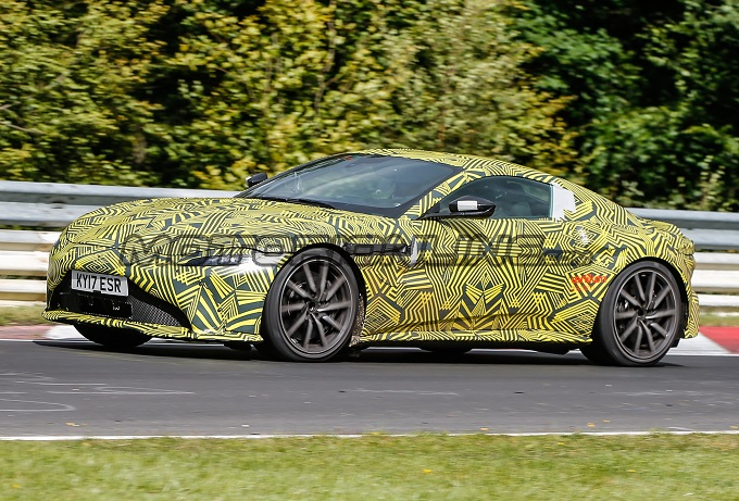 Aston Martin Vantage MY 2018 filmata in pista [VIDEO SPIA]