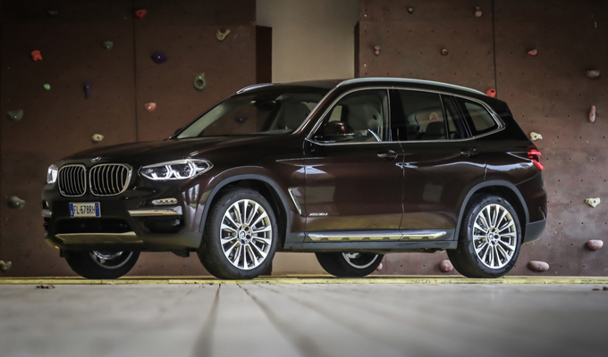 Nuova BMW X3: viaggiare in modo tecnologico [VIDEO INTERVISTA]