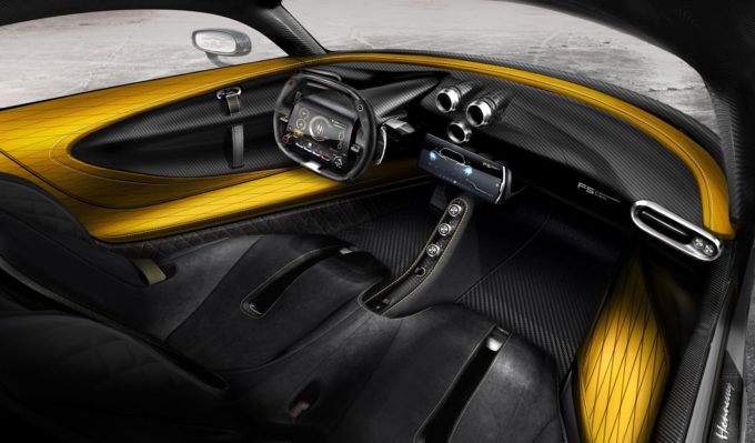 Hennessey Venom F5: l’abitacolo mira all’essenzialità ed alla funzionalità