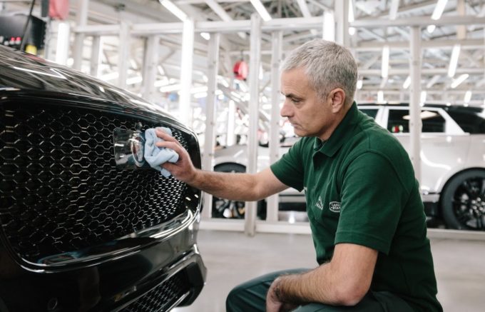 Jaguar F-Pace - Jose Mourinho