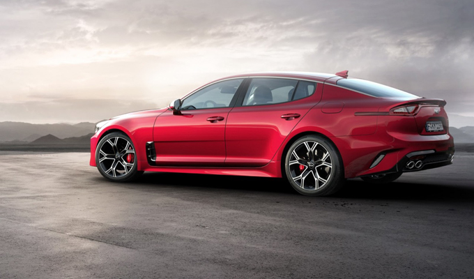 Kia Stinger: vitalità e voglia di viaggiare [VIDEO]