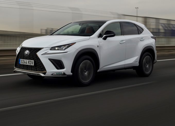 Lexus NX Hybrid MY 2018: evoluzione totale